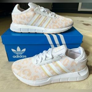 Adidas Swift Run Leopard Print